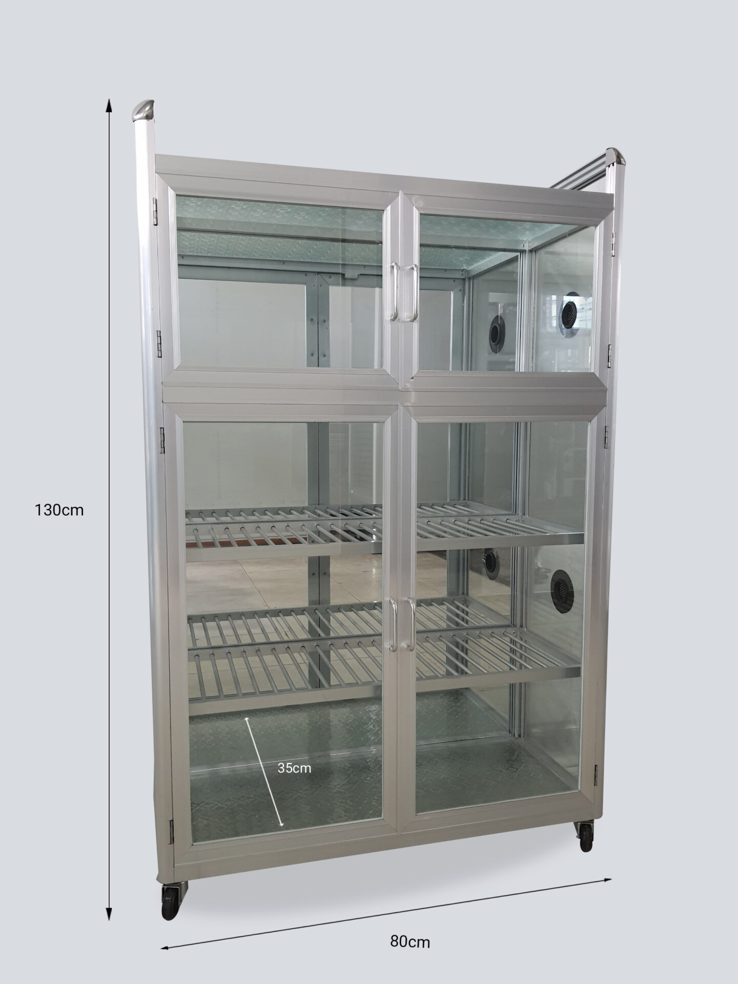 Tổng hợp các mẫu tủ nhôm kính bền, đẹp, giá rẻ được yêu thích nhất | tu chan den cat