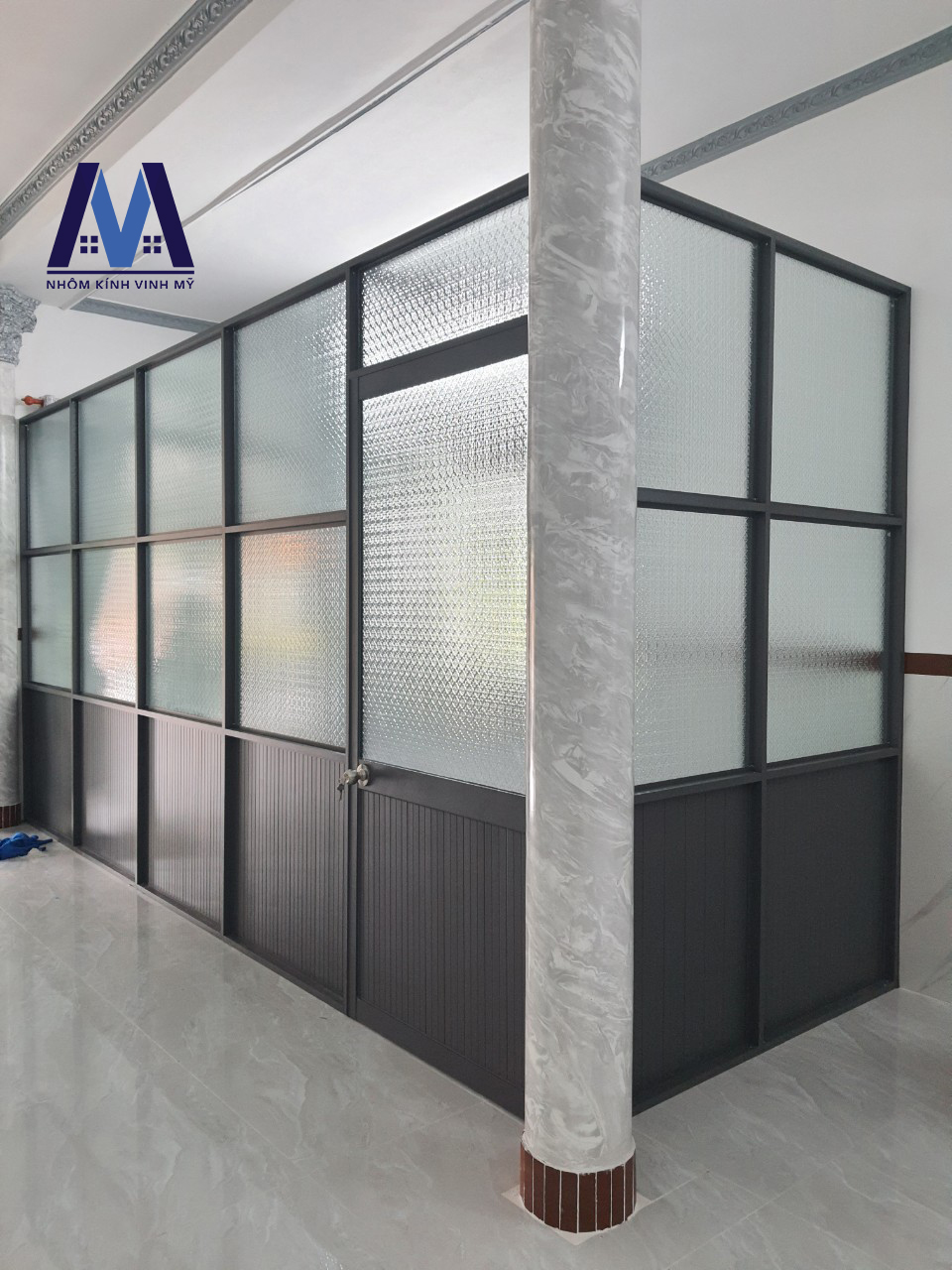 Tổng hợp các mẫu cửa nhôm kính mờ và địa chỉ làm cửa số 1 Đồng Nai | z2518164448709 41bd3f944e1d412af5b54de4a917fdd5