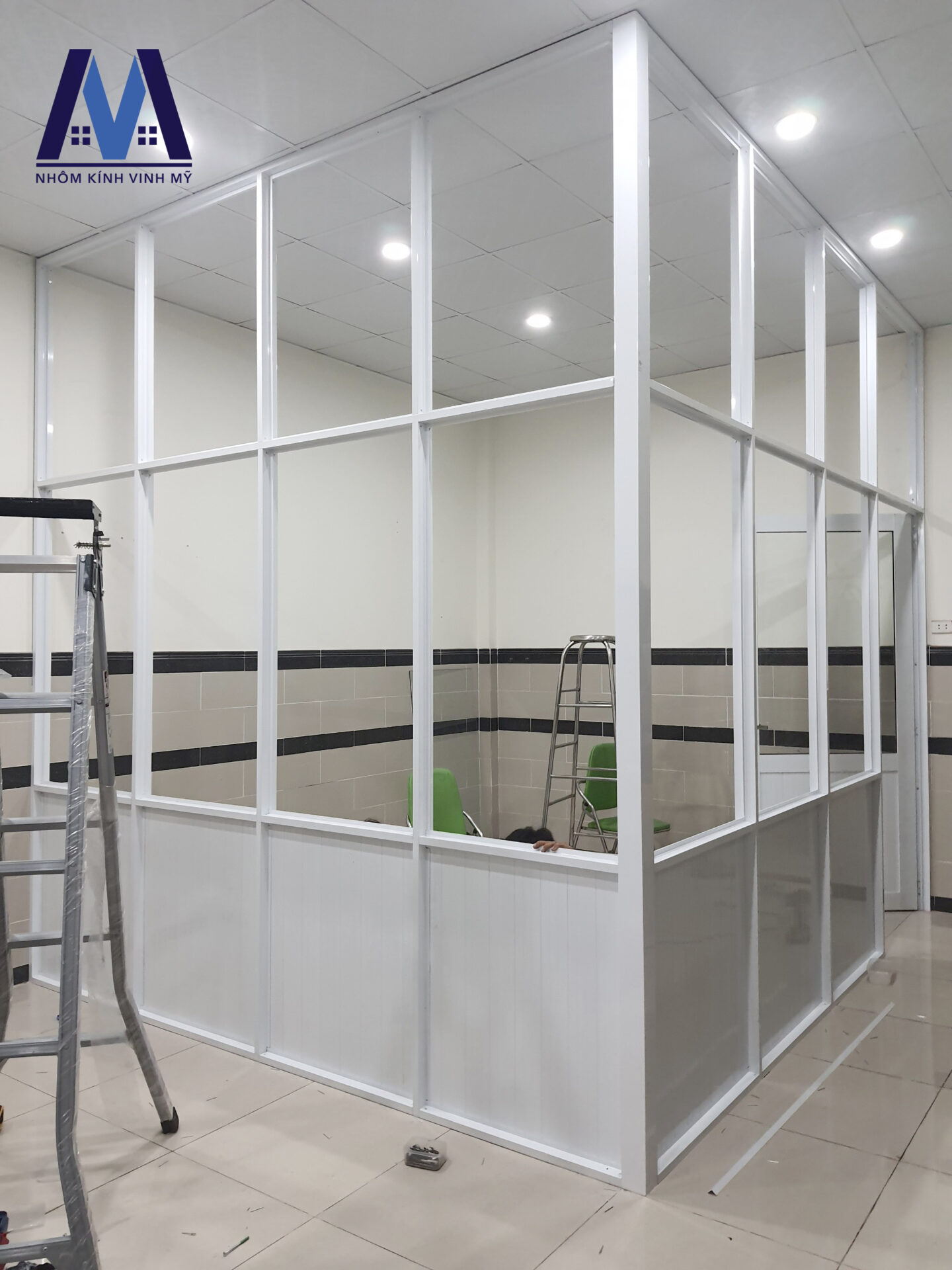 Gợi ý các mẫu cửa sổ nhôm kính mở lật đẹp và đơn vị thi công giá rẻ | z2601719648153 5039745a0db975d7db902eb26dccc068