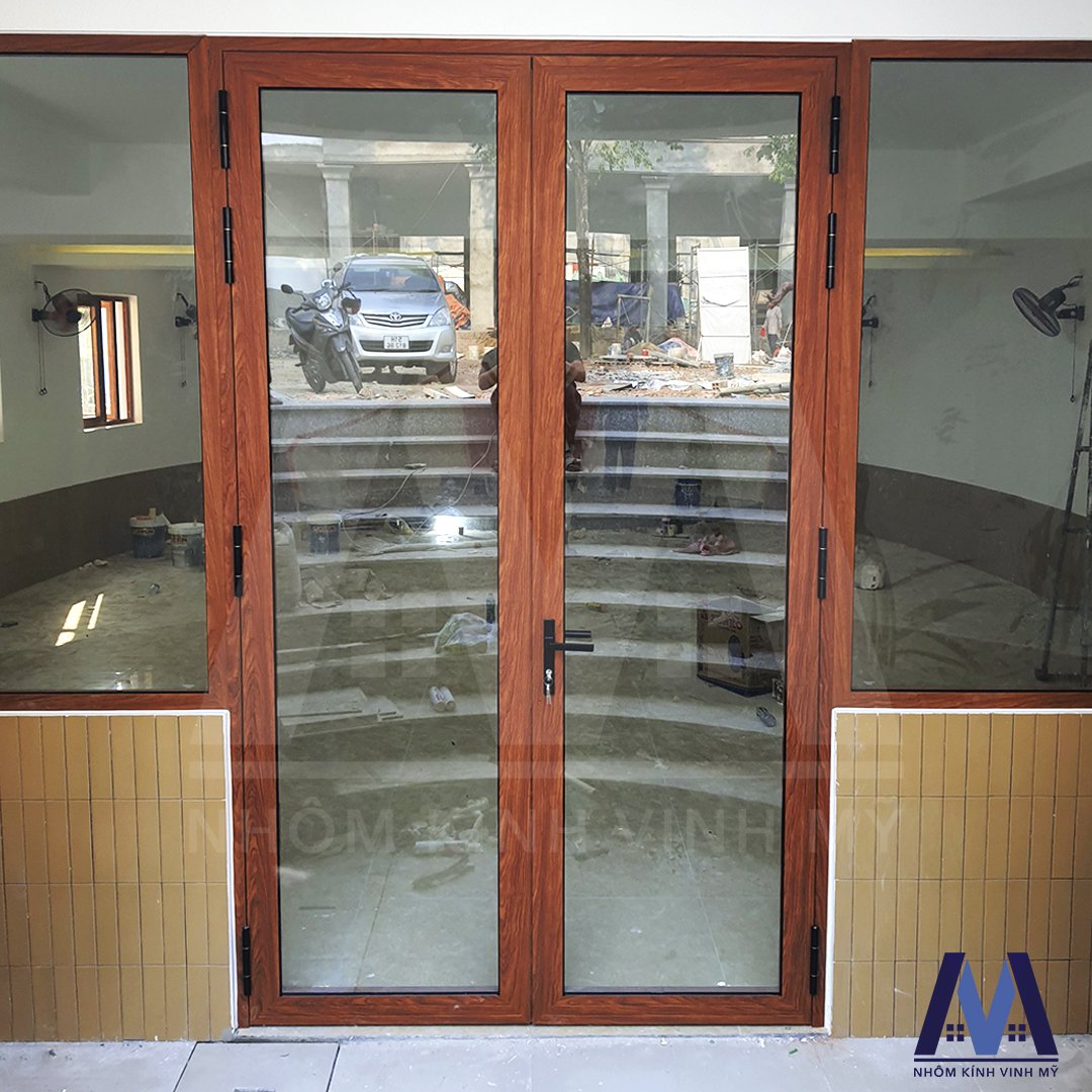 Thi công cửa nhôm kính giả gỗ đẹp, bảo hành lâu dài tại Đồng Nai | z2408264820020 36c0f57a220ee7e41e4d20fa5becbe1f